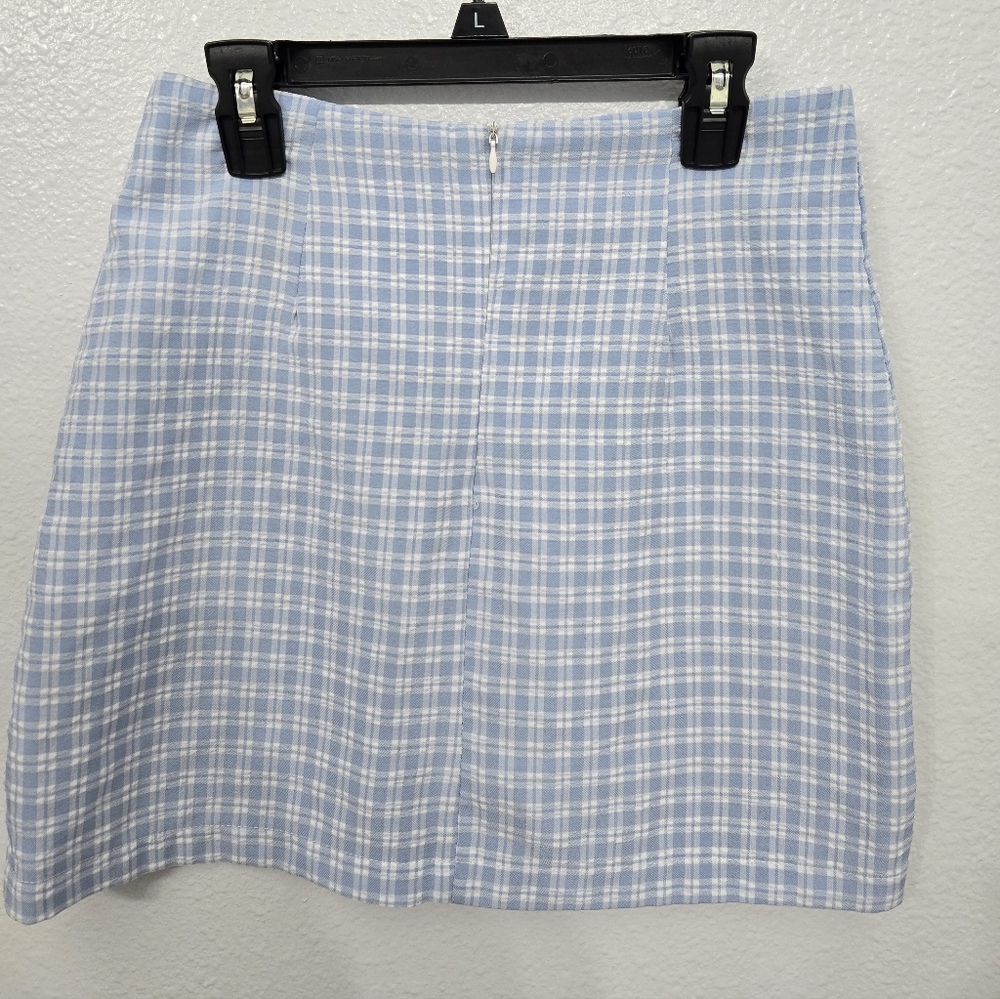 SHEIN Blue and White Plaid Mini Skirt - Picture 2 of 4